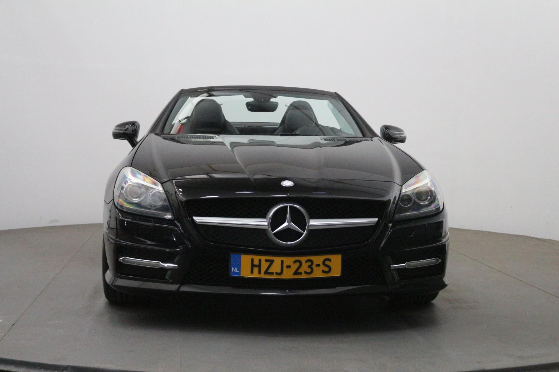 Hoofdafbeelding Mercedes-Benz SLK