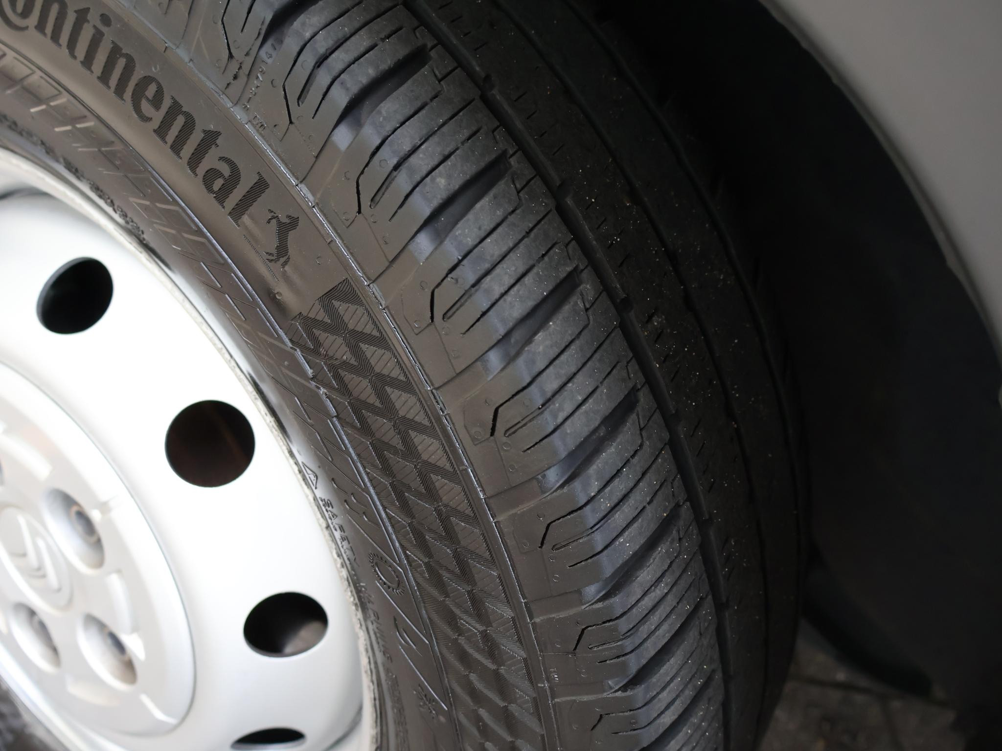 Hoofdafbeelding Pössl Summit 640