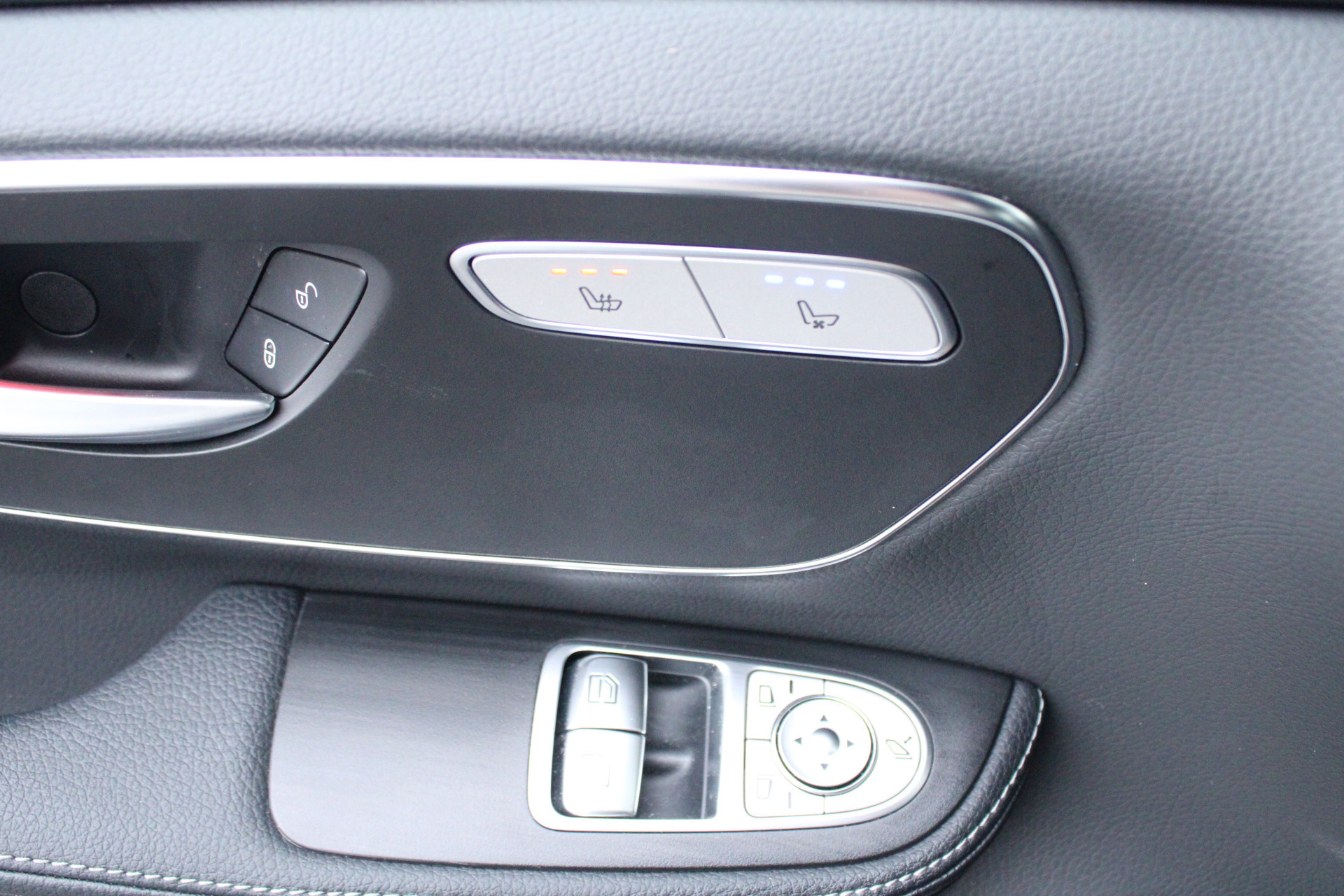 Hoofdafbeelding Mercedes-Benz EQV