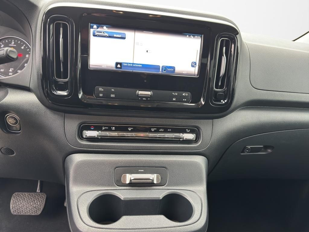 Mercedes-Benz-Vito-image-16