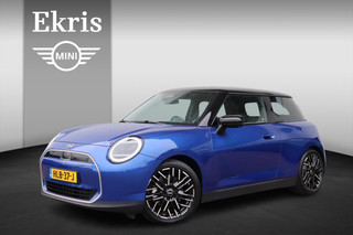 MINI 3-deurs Cooper E | Favoured L 18 inch/ Stuurwiel verwarming/ Comfort Access/ panoramadak/ Harman-Kardon/ Panoramadak