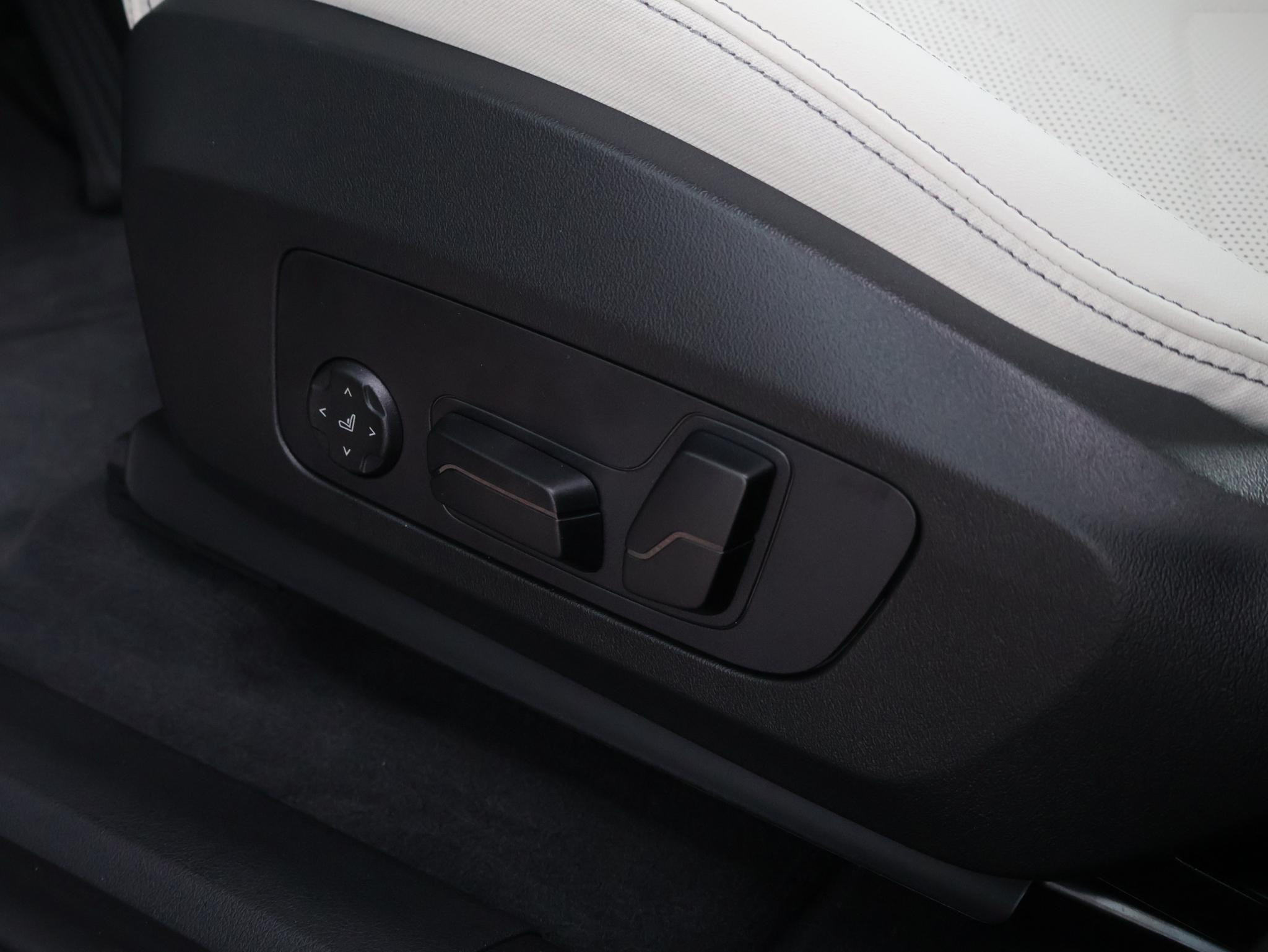 Hoofdafbeelding BMW iX1