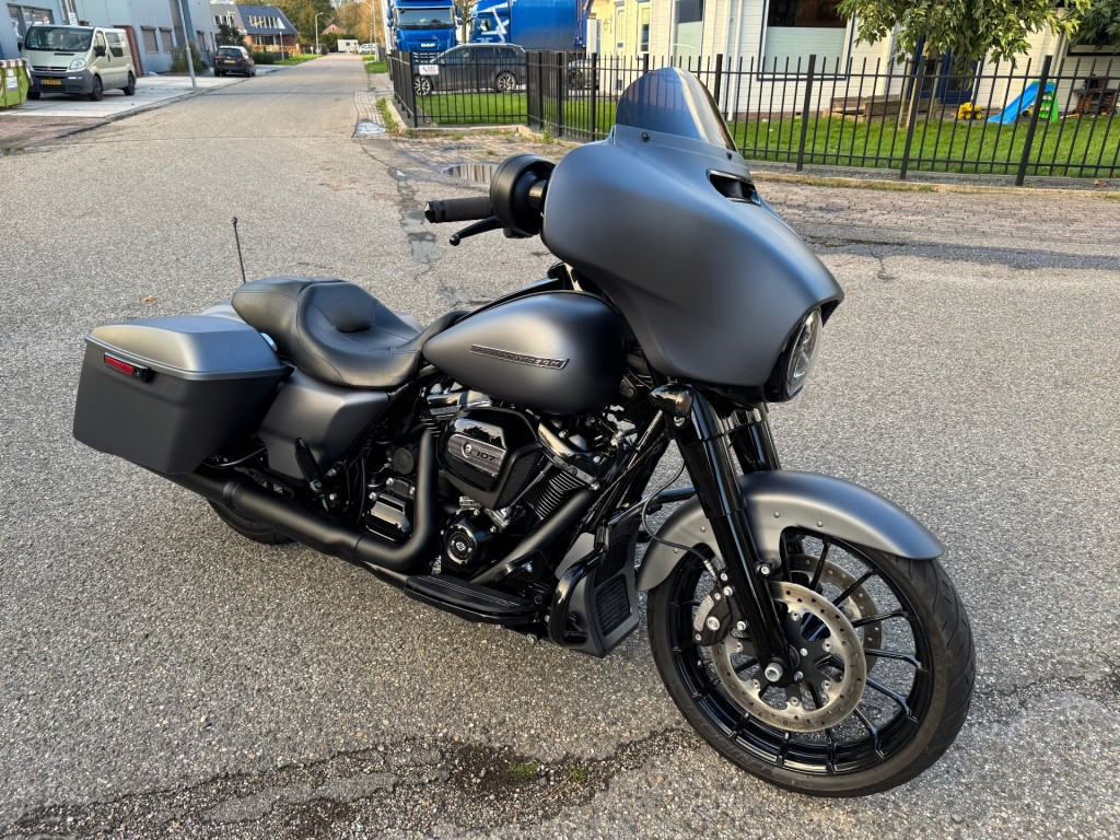 Hoofdafbeelding Harley-Davidson Street Glide