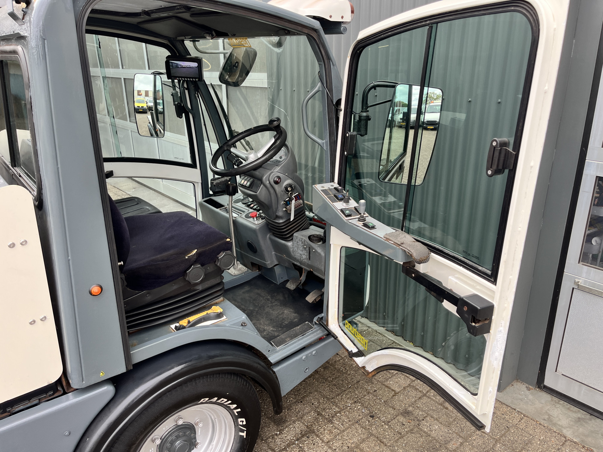 Hoofdafbeelding boschung P4T