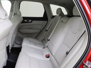 Volvo XC60 Volvo XC60 T6 AWD Plus Bright | Trekhaak | Panoramadak | Stoelventilatie | - afbeelding nr 8