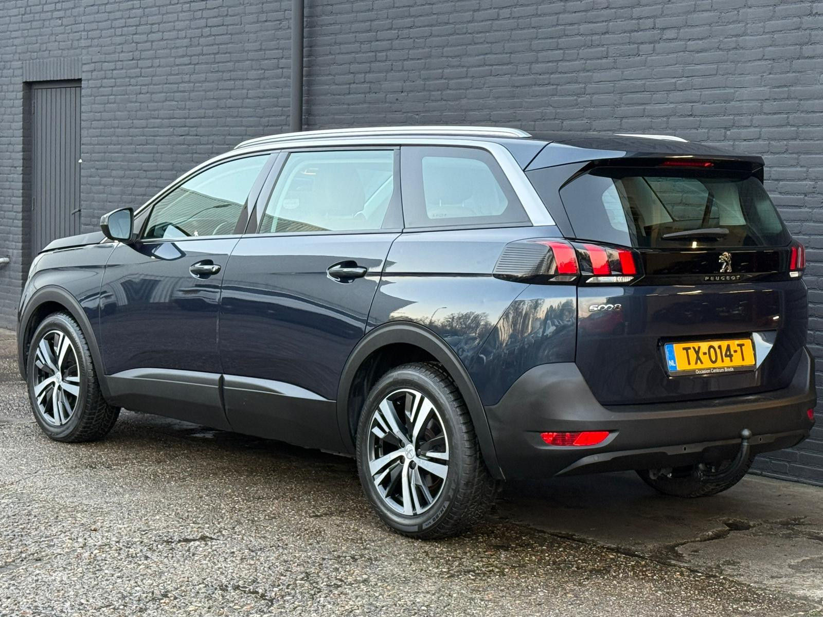 Hoofdafbeelding Peugeot 5008