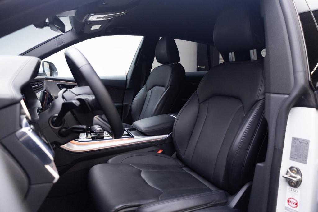 Hoofdafbeelding Audi Q8