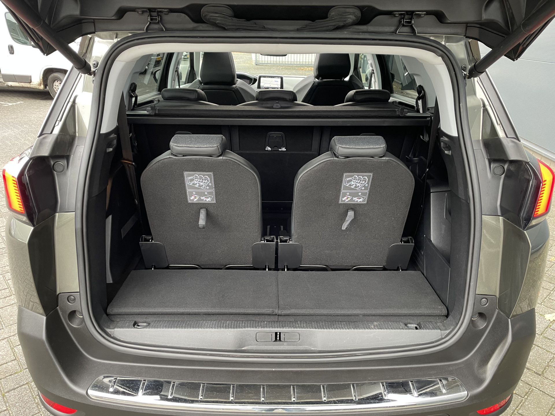 Hoofdafbeelding Peugeot 5008