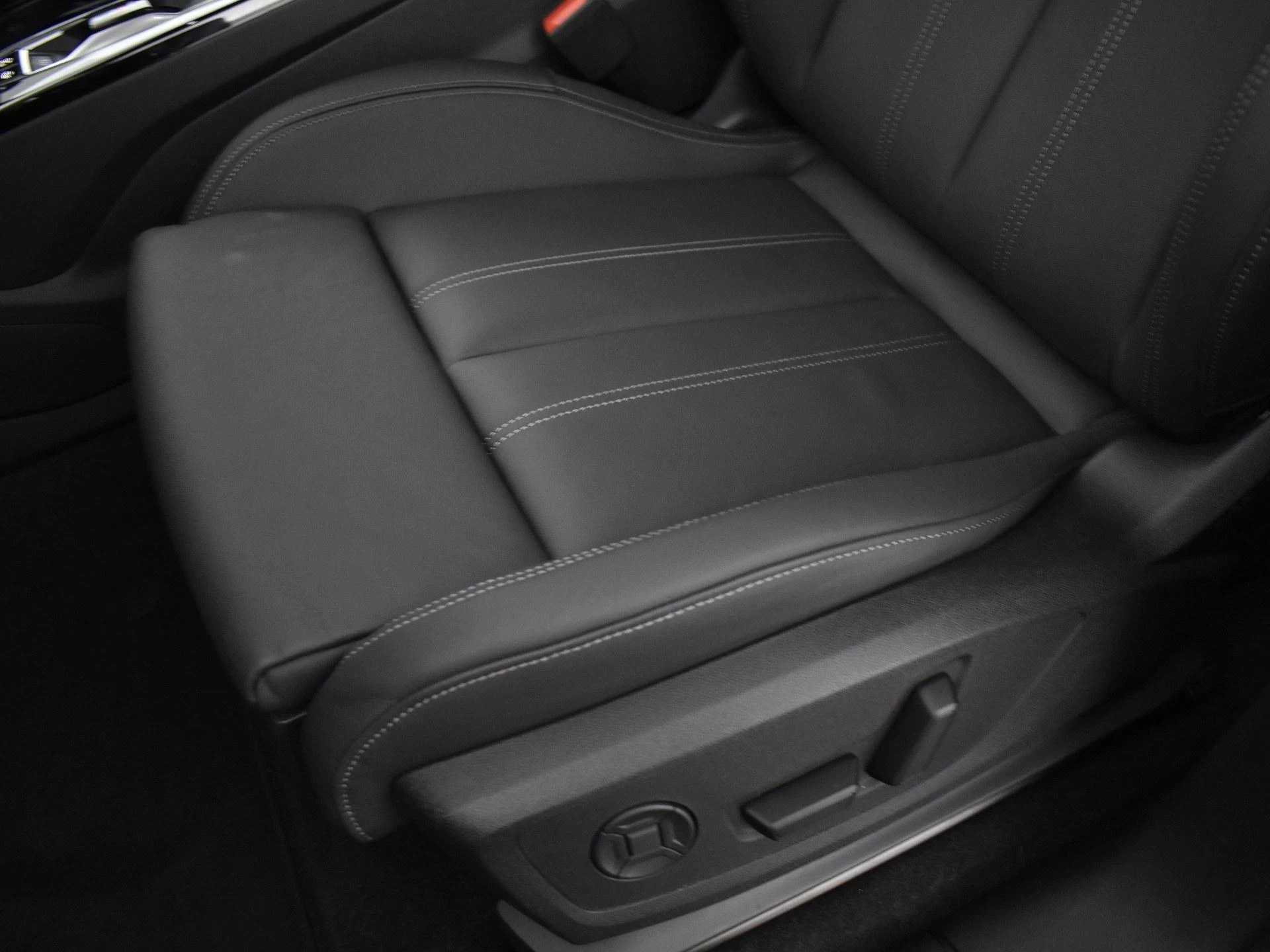 Hoofdafbeelding Audi Q6 e-tron