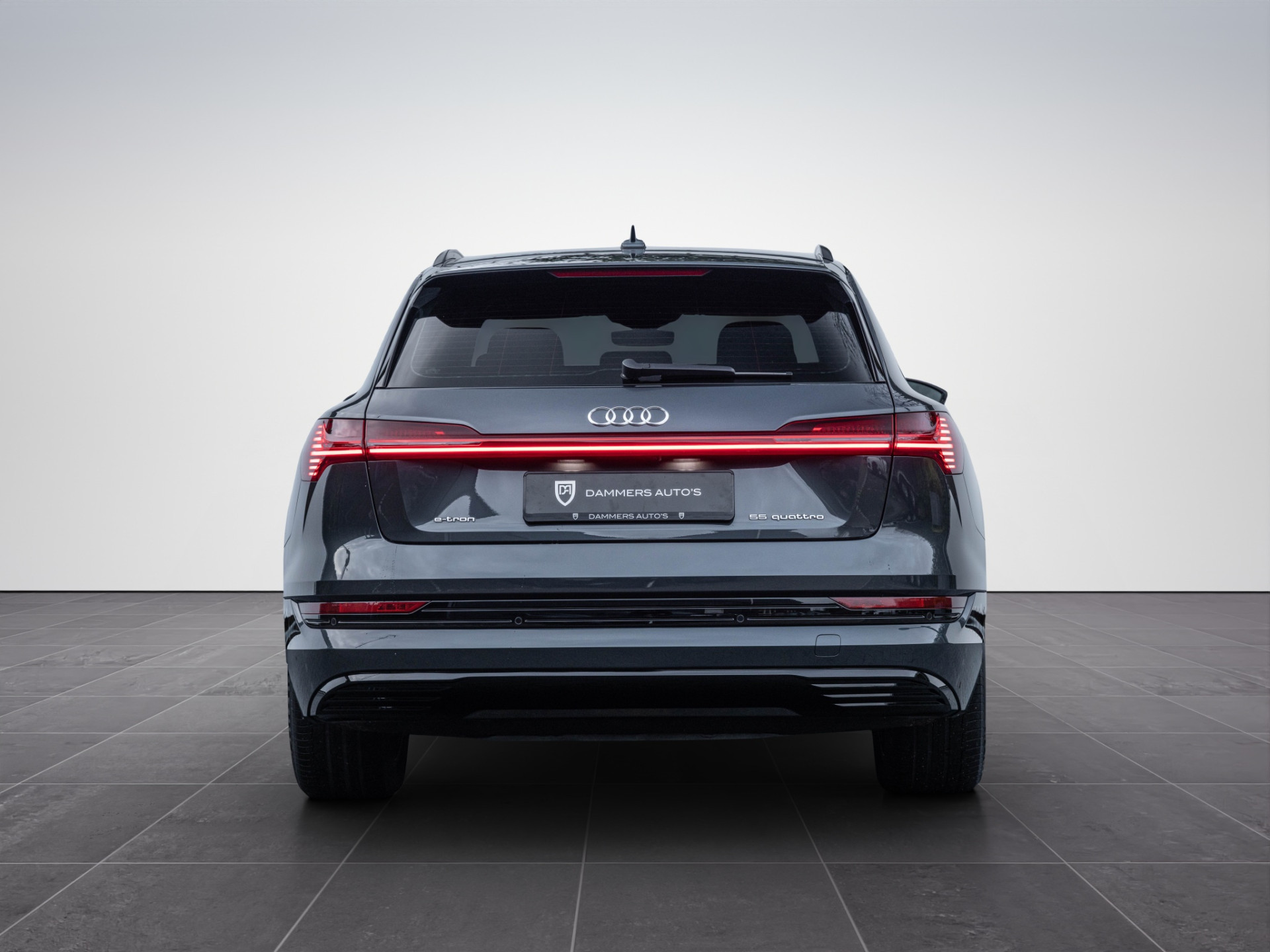 Hoofdafbeelding Audi e-tron
