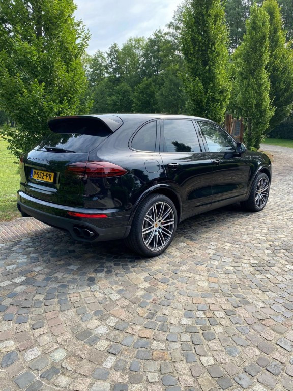 Hoofdafbeelding Porsche Cayenne