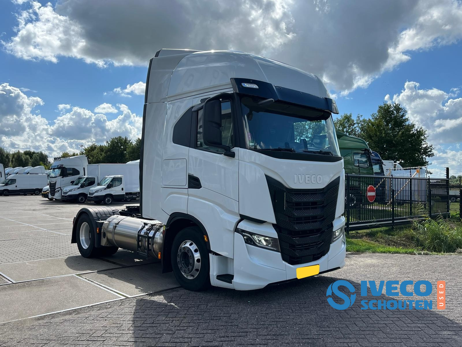 Hoofdafbeelding Iveco S-WAY