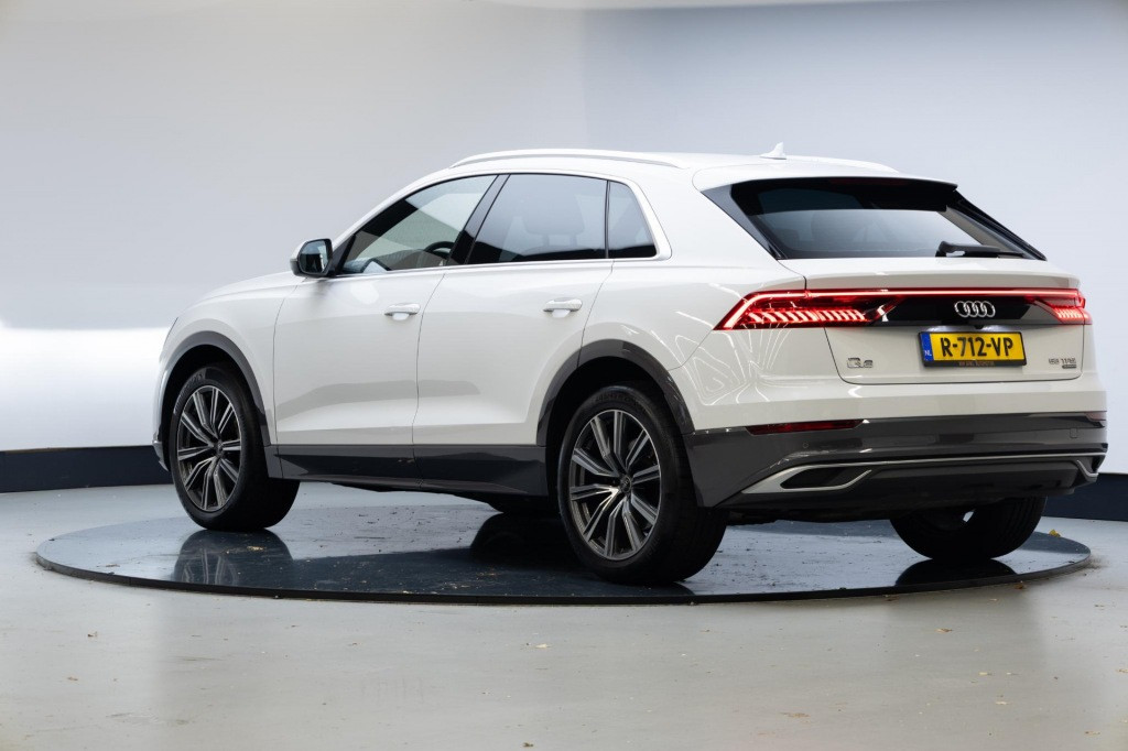 Hoofdafbeelding Audi Q8