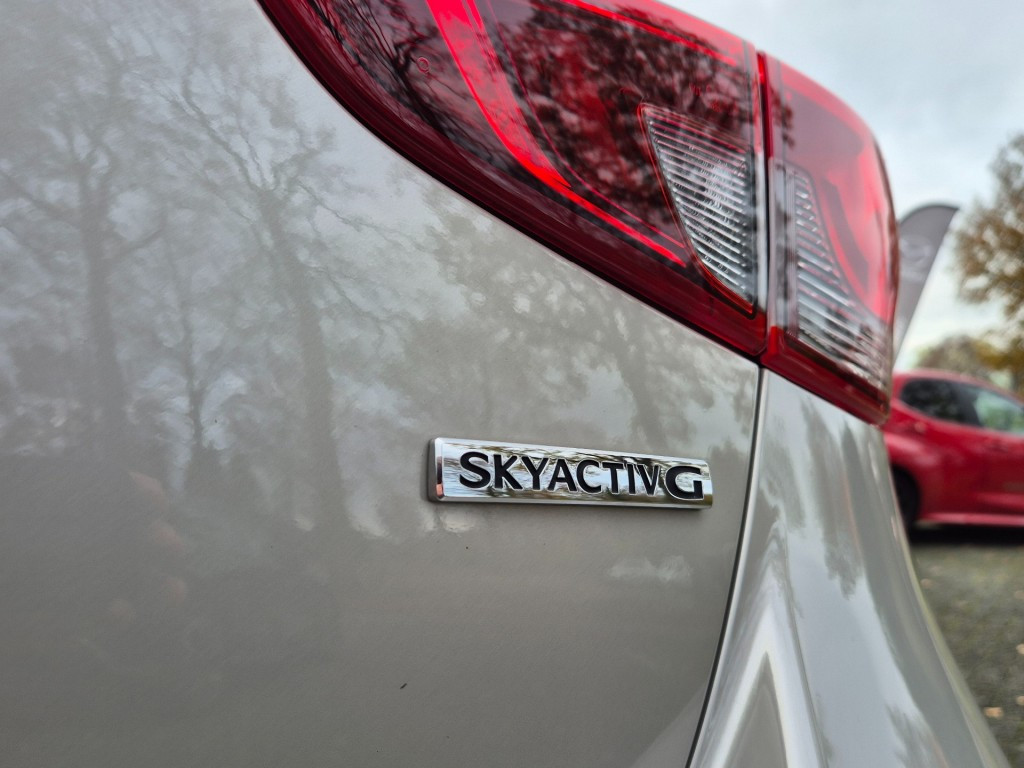 Hoofdafbeelding Mazda 2