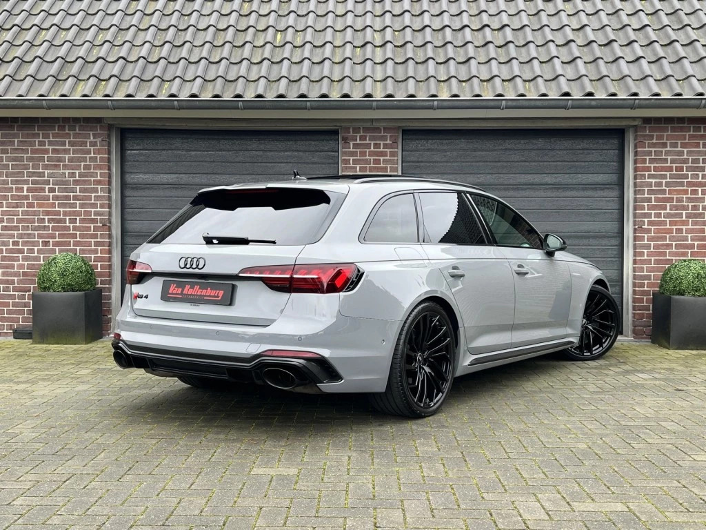 Hoofdafbeelding Audi RS4