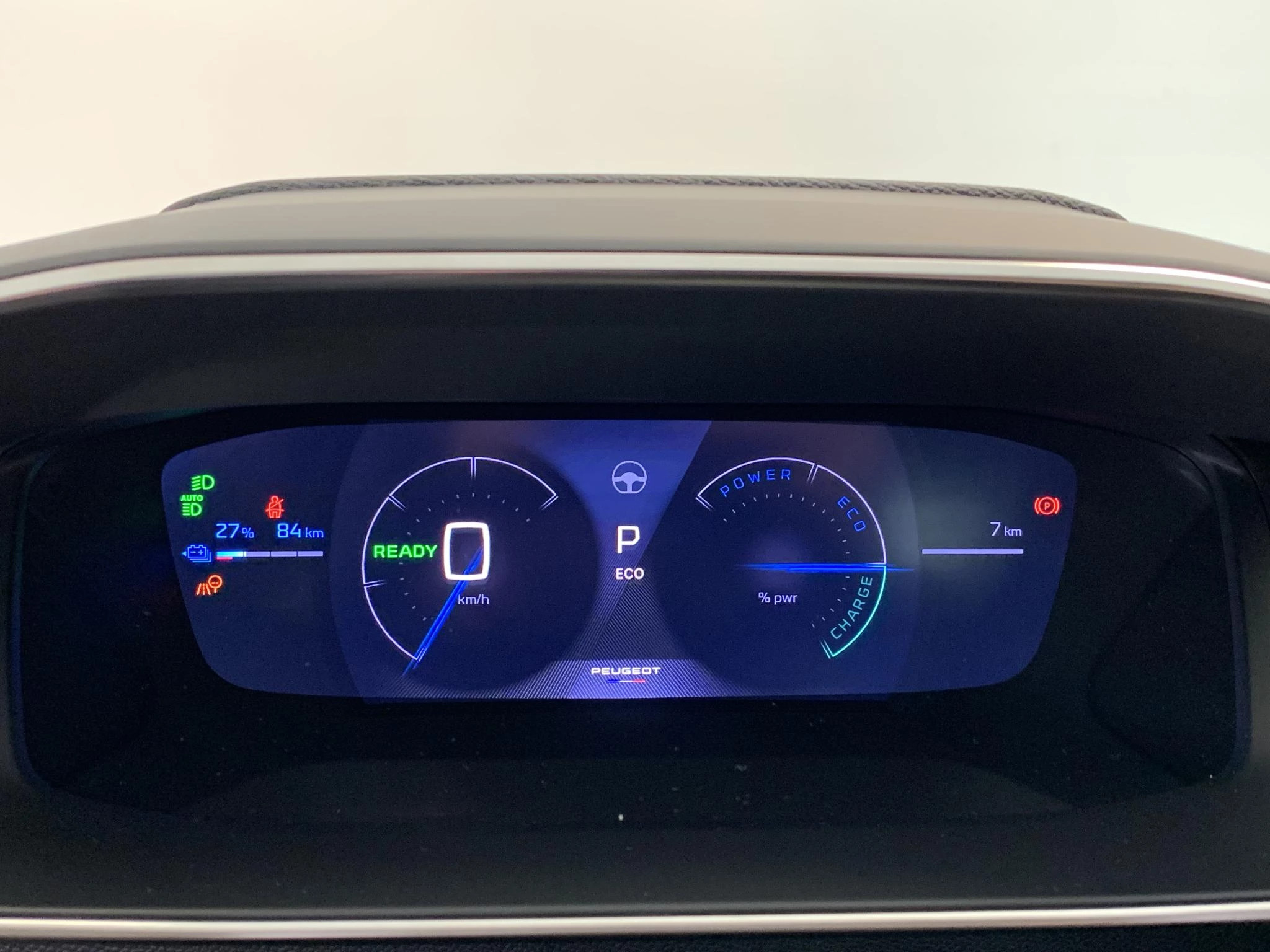 Hoofdafbeelding Peugeot e-208