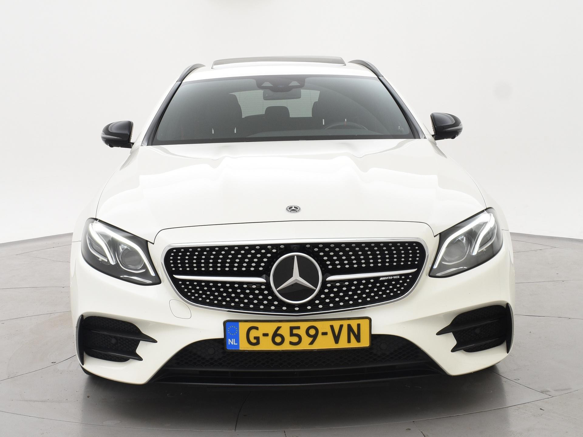 Hoofdafbeelding Mercedes-Benz E-Klasse