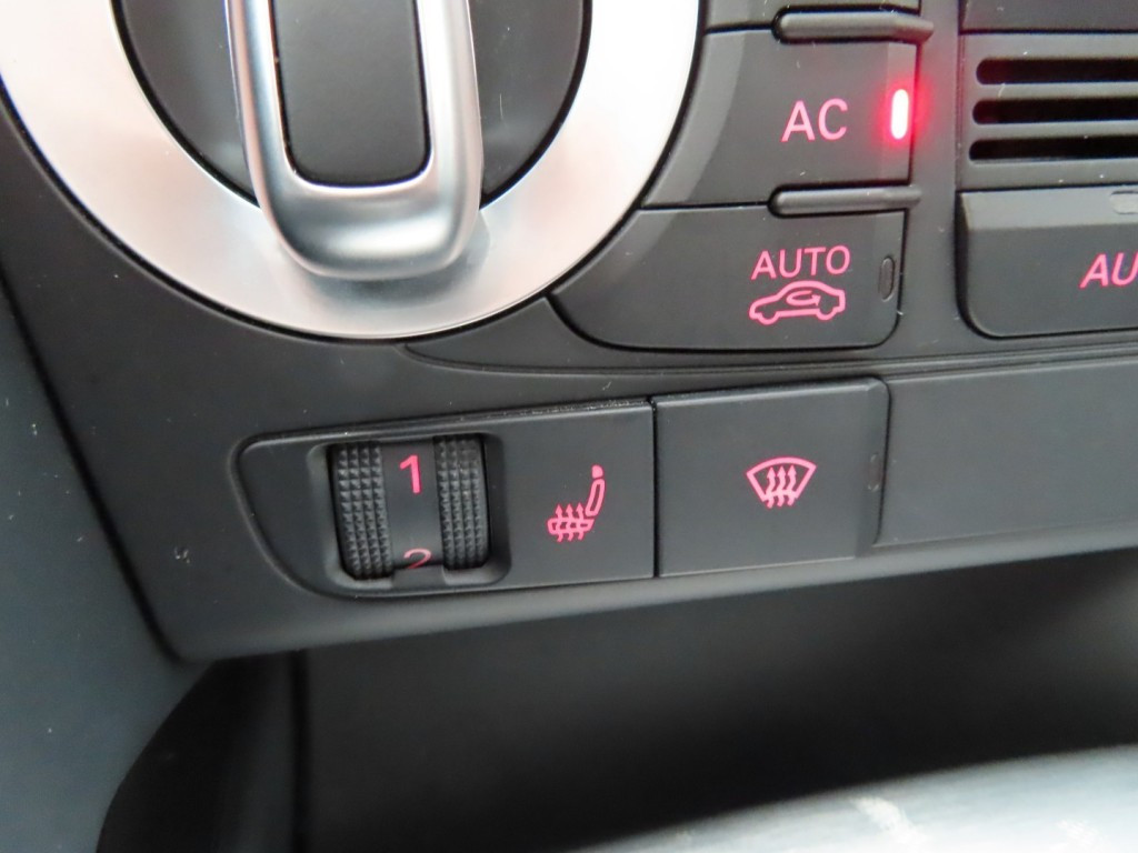 Hoofdafbeelding Audi Cabriolet