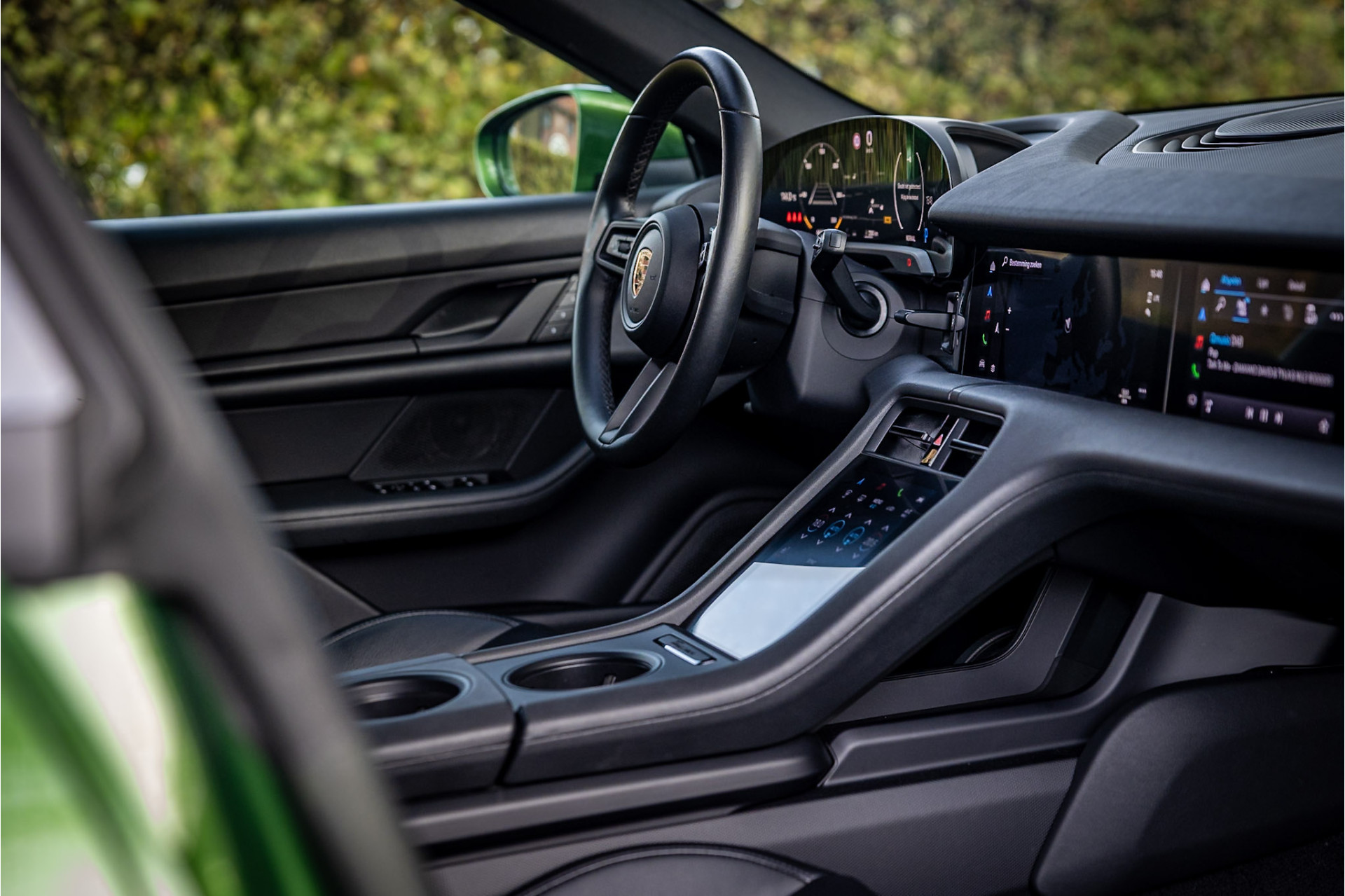 Hoofdafbeelding Porsche Taycan