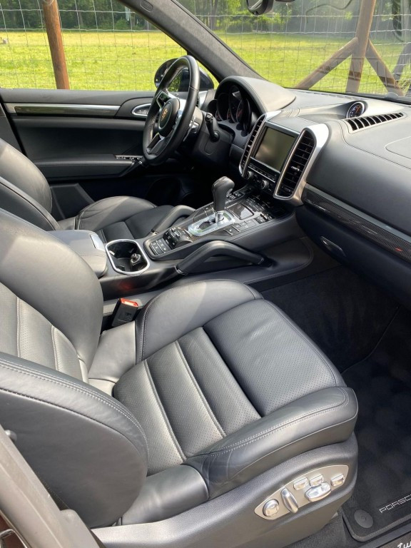 Hoofdafbeelding Porsche Cayenne