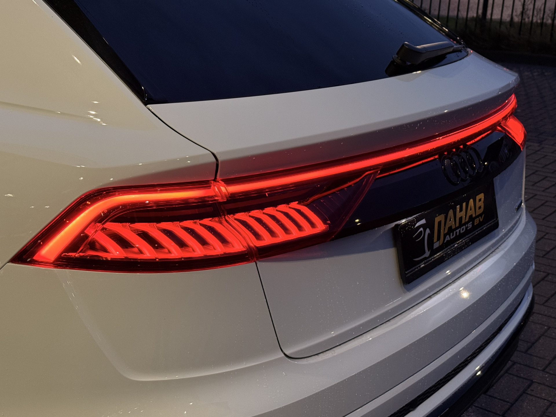 Hoofdafbeelding Audi Q8