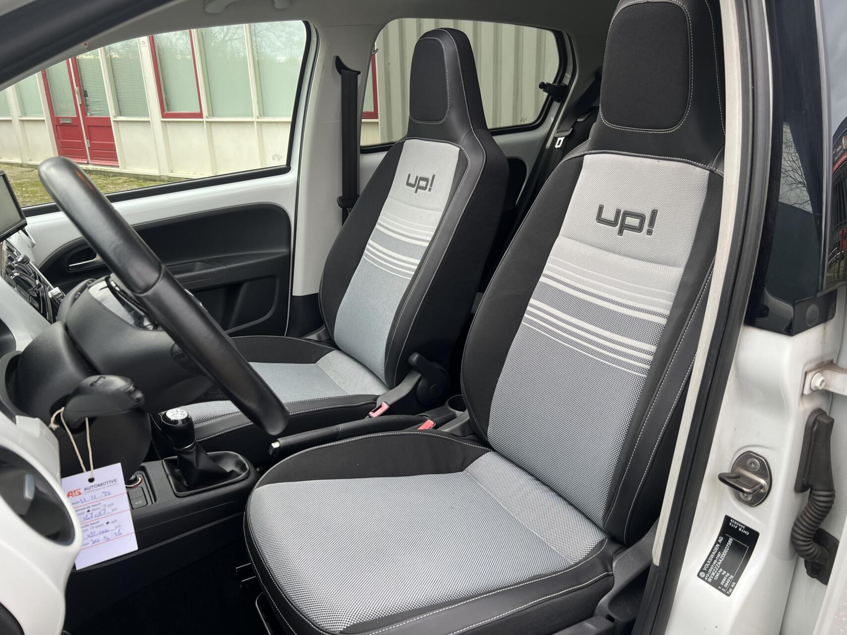 Hoofdafbeelding Volkswagen up!