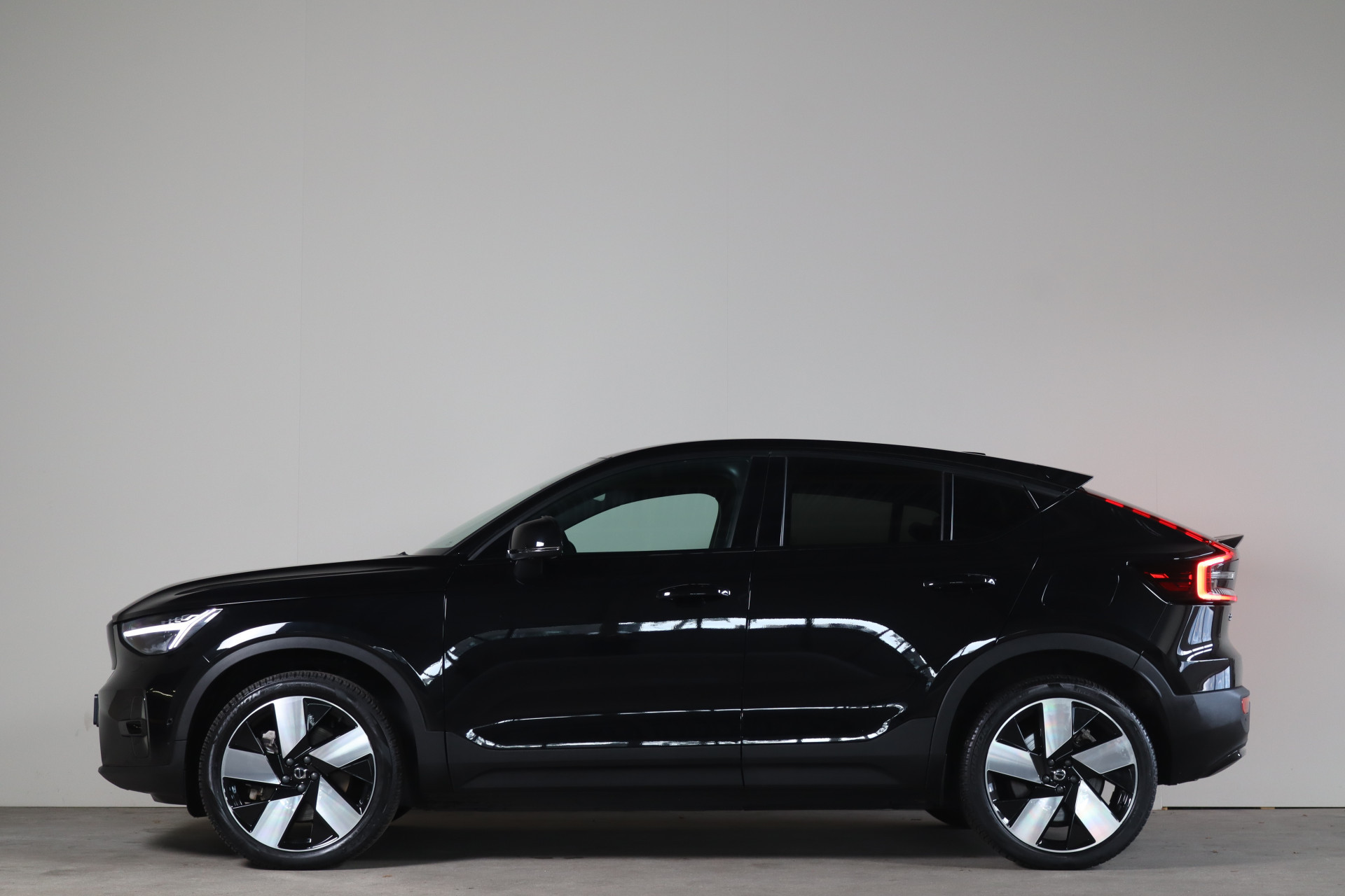 Hoofdafbeelding Volvo C40