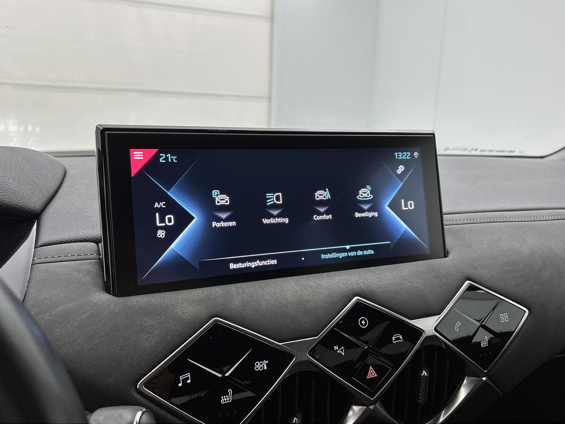 Hoofdafbeelding DS DS 3