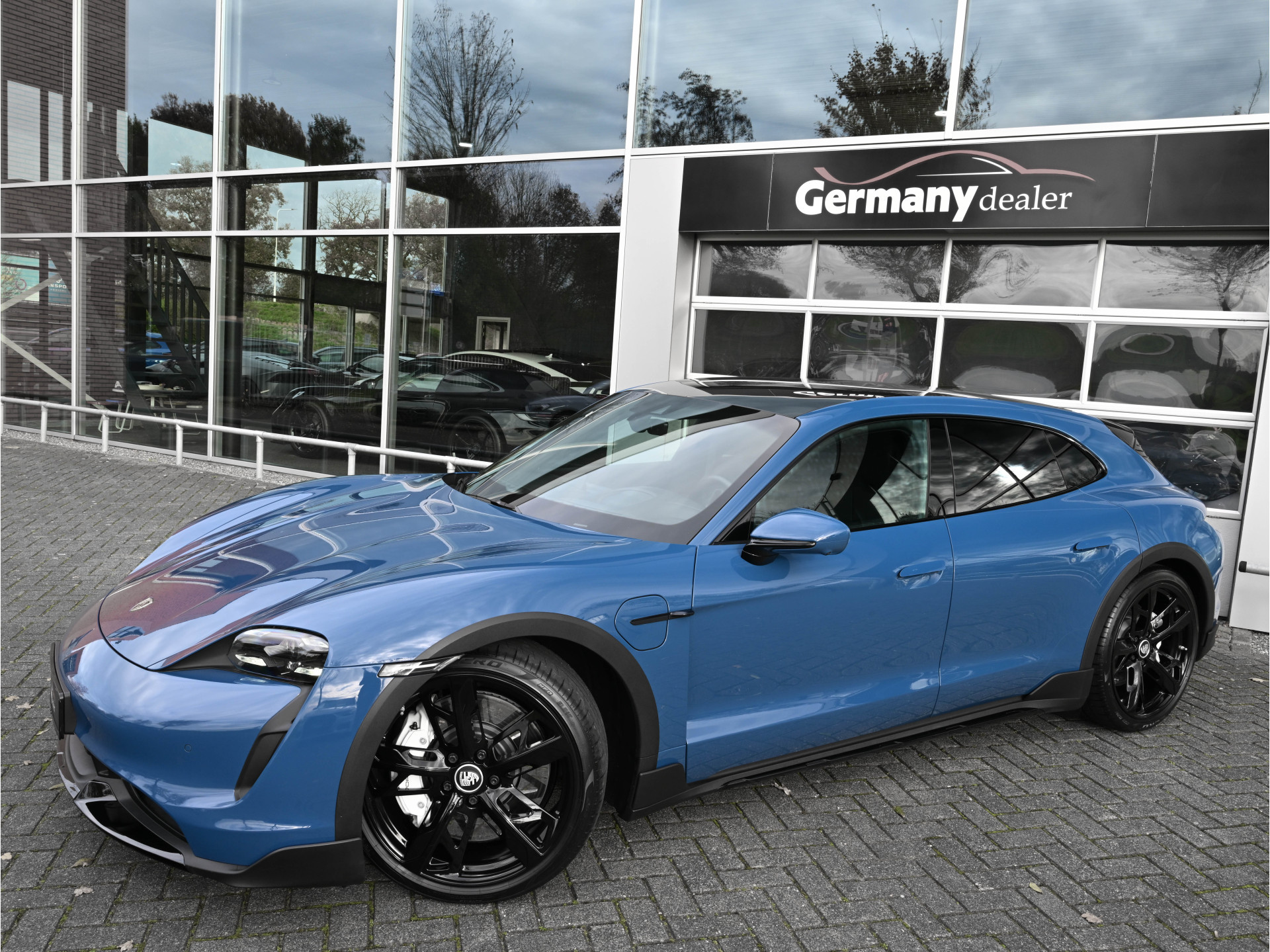 Hoofdafbeelding Porsche Taycan