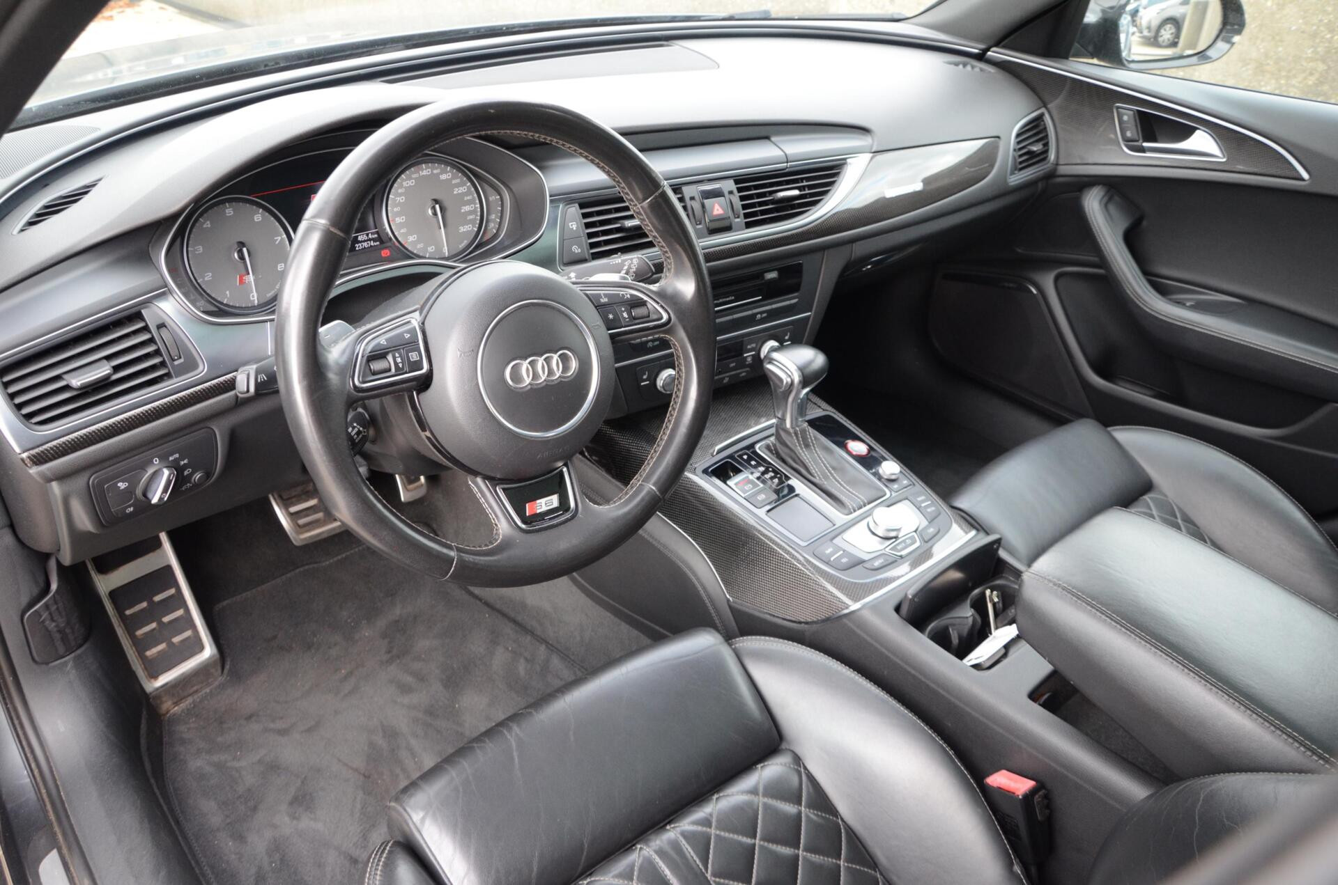 Hoofdafbeelding Audi S6