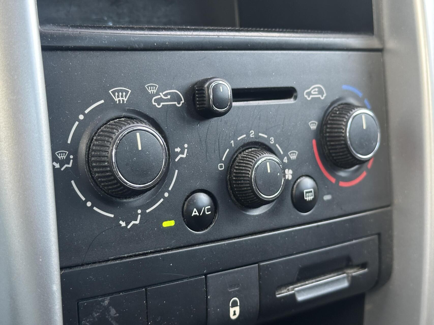 Hoofdafbeelding Peugeot 207