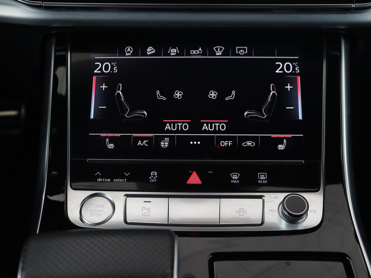 Hoofdafbeelding Audi Q8