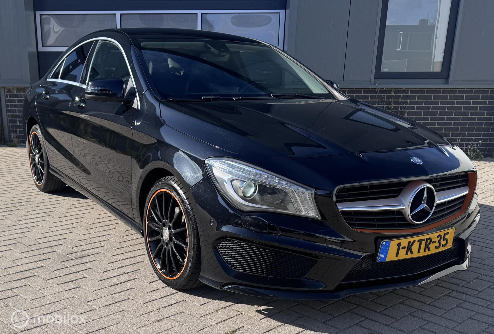 Hoofdafbeelding Mercedes-Benz CLA