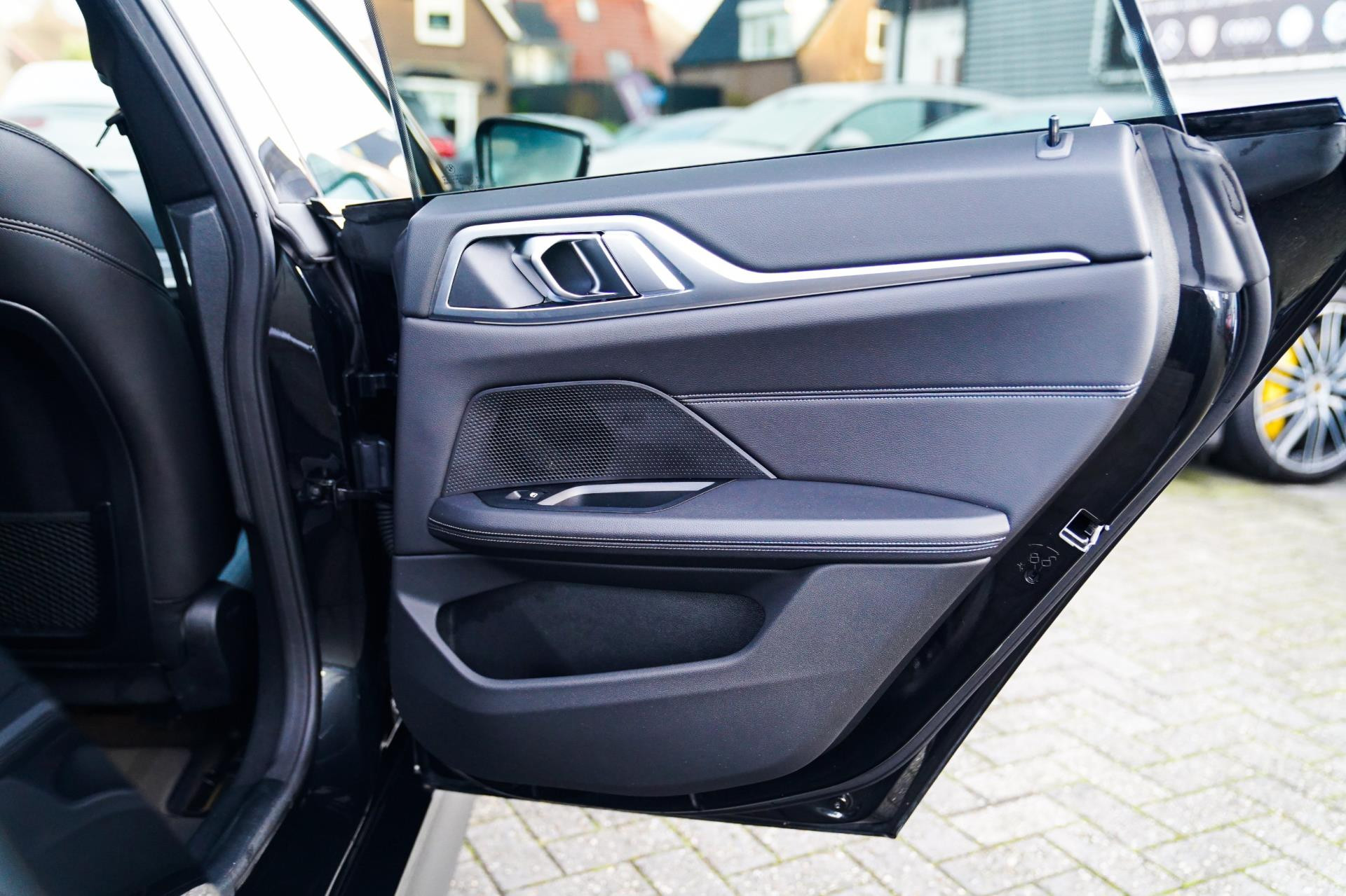 Hoofdafbeelding BMW i4