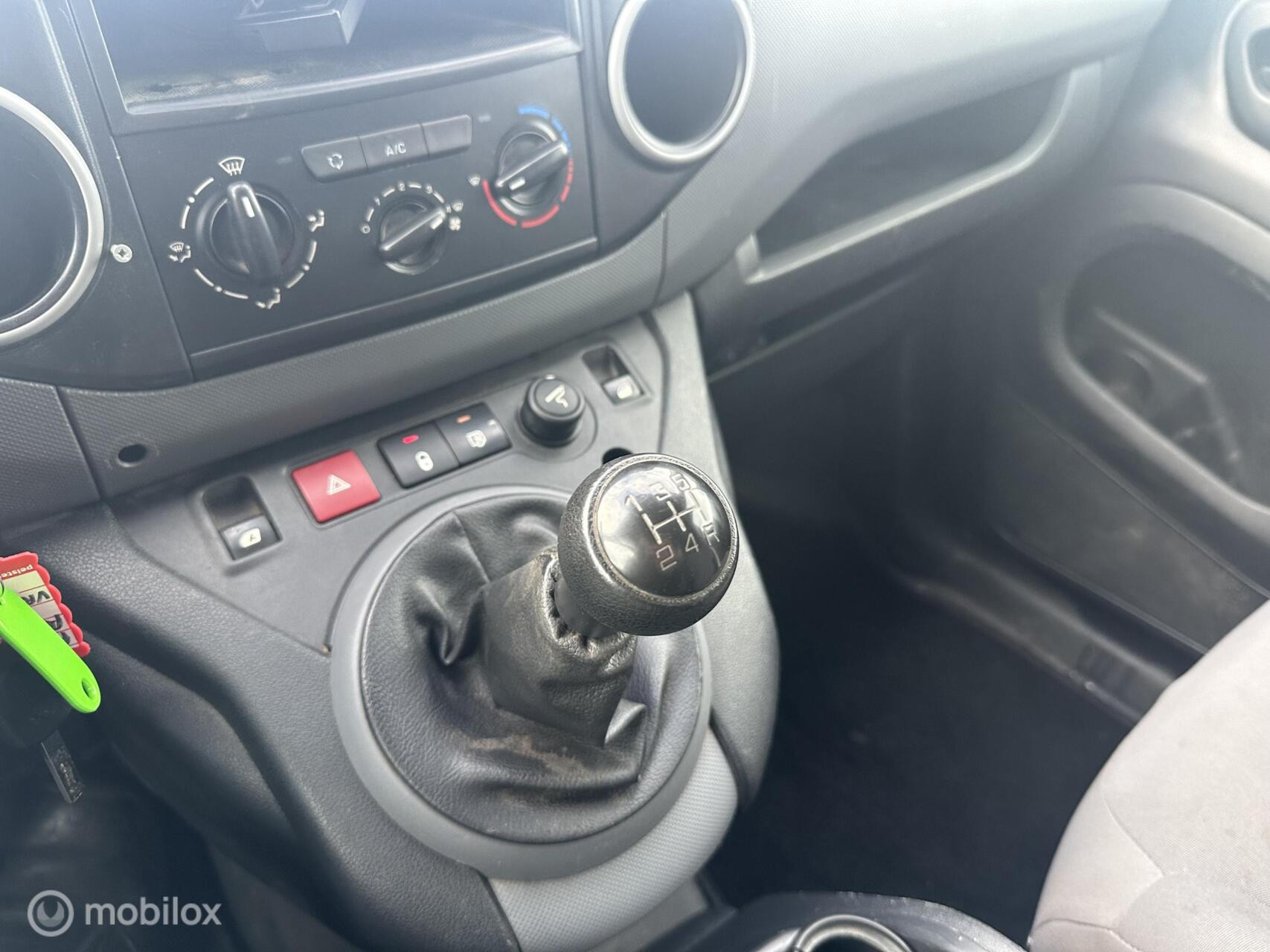 Hoofdafbeelding Peugeot Partner