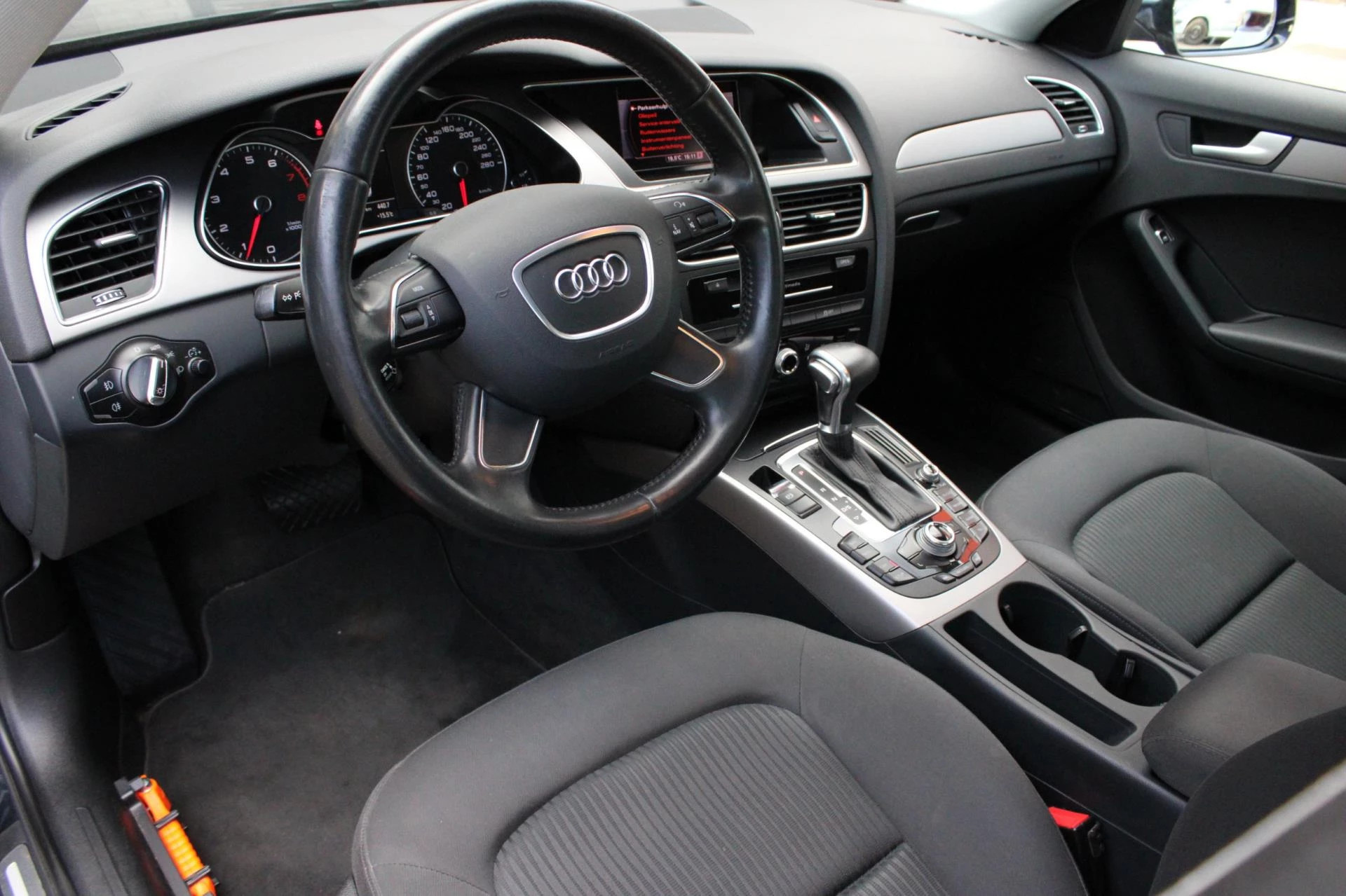 Hoofdafbeelding Audi A4