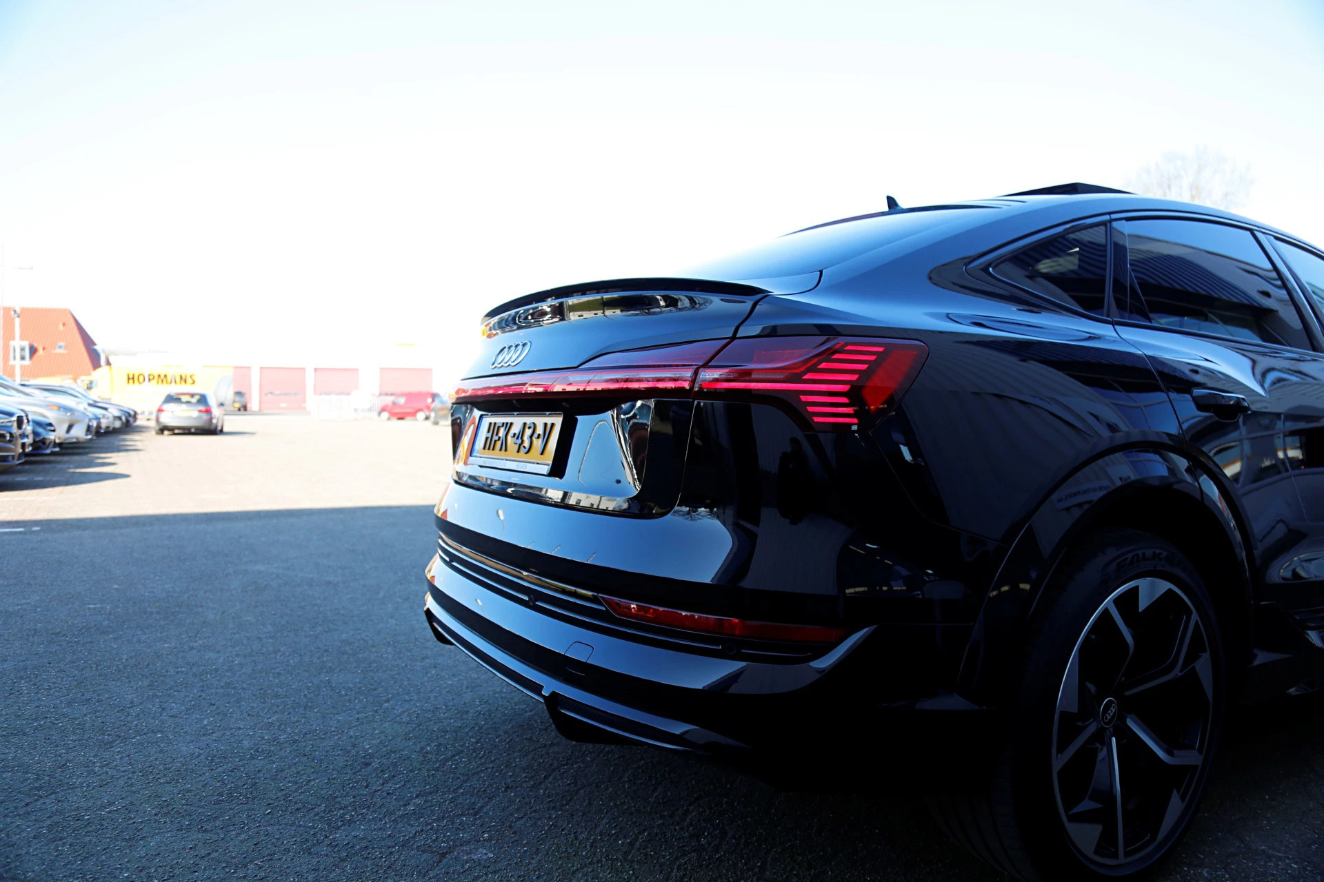 Hoofdafbeelding Audi e-tron
