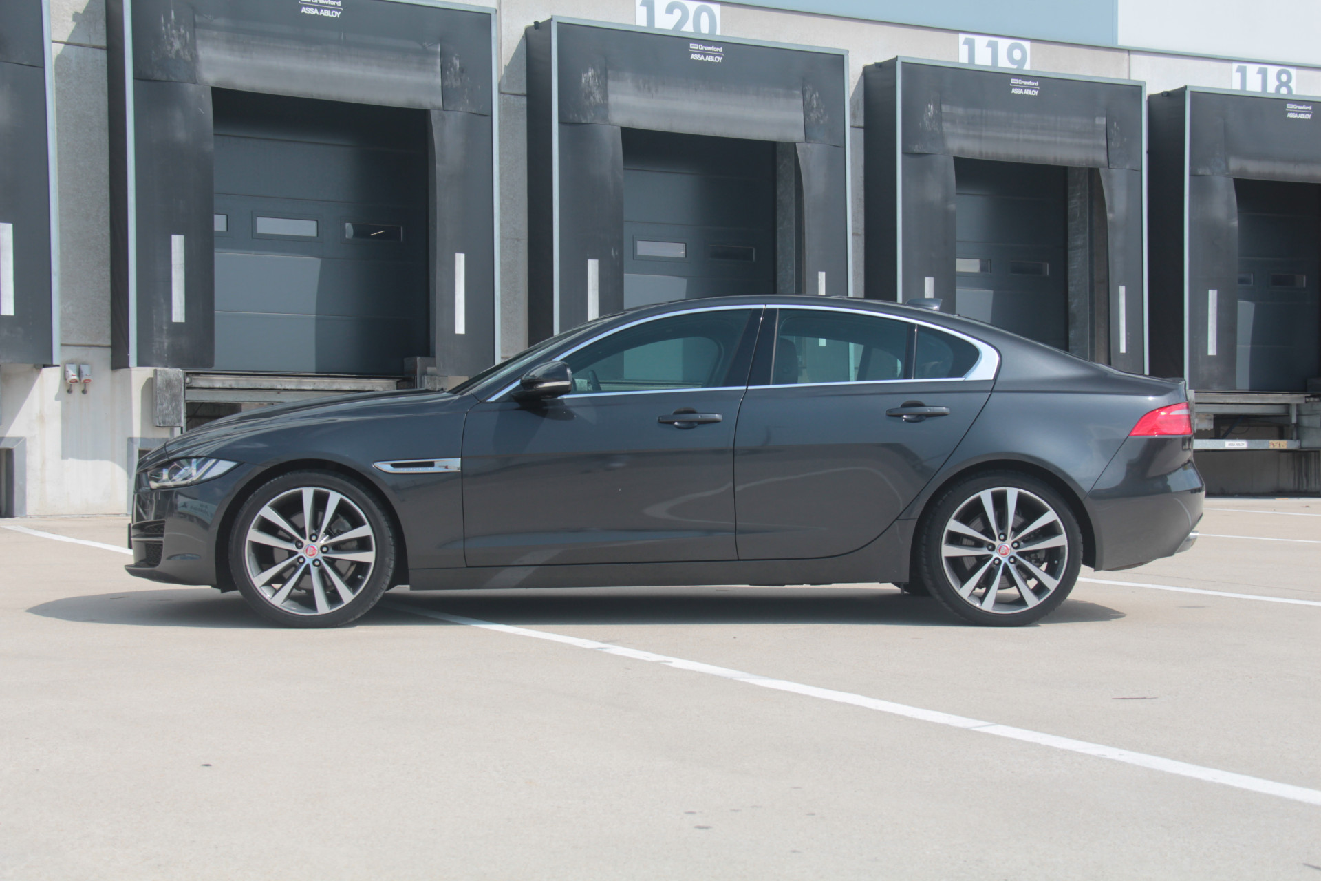 Hoofdafbeelding Jaguar XE