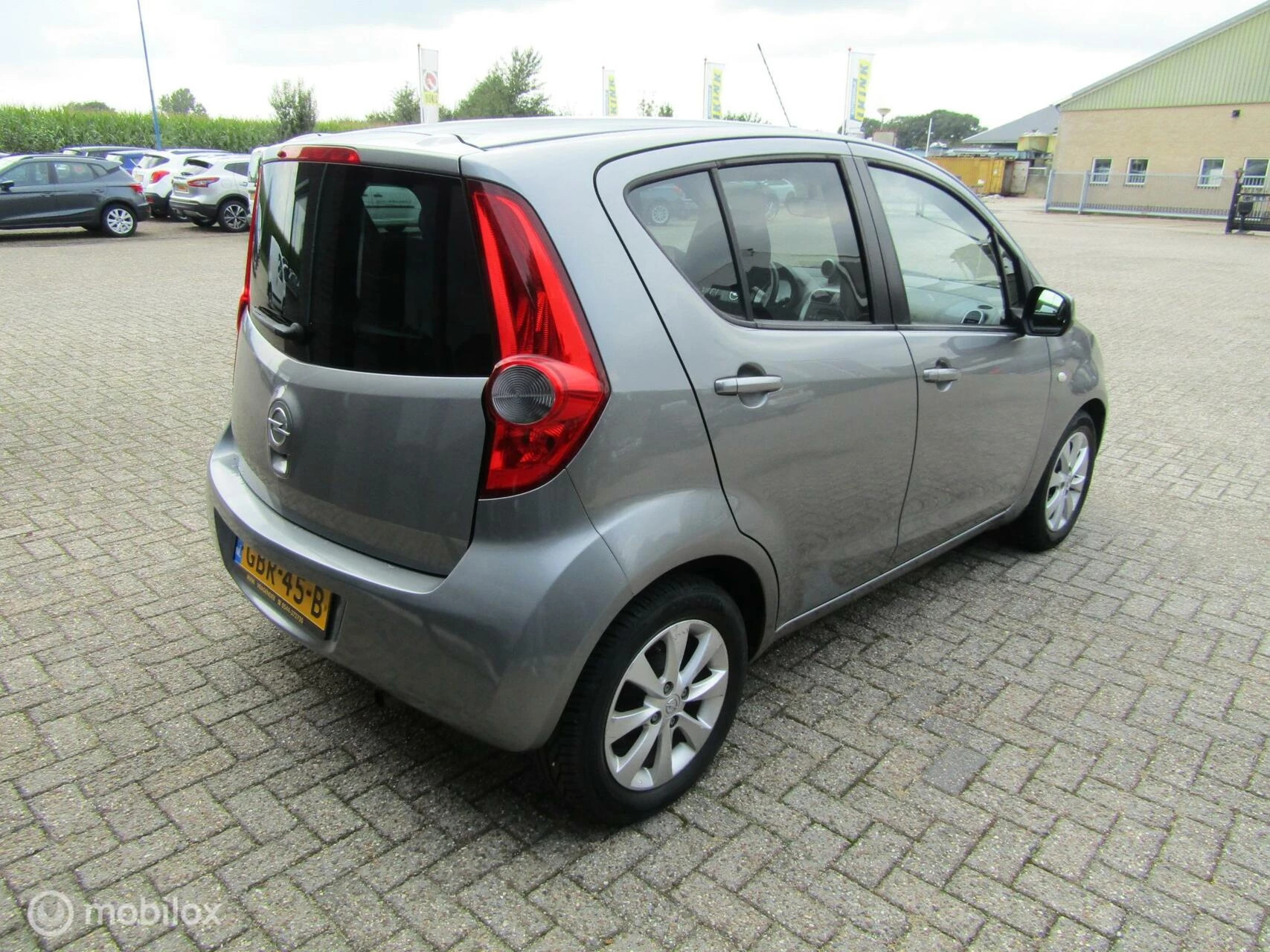 Hoofdafbeelding Opel Agila