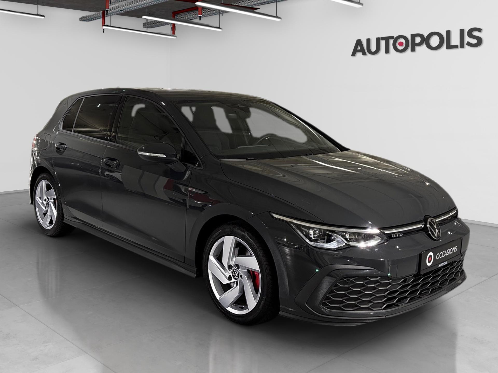 Volkswagen-Golf-image-18