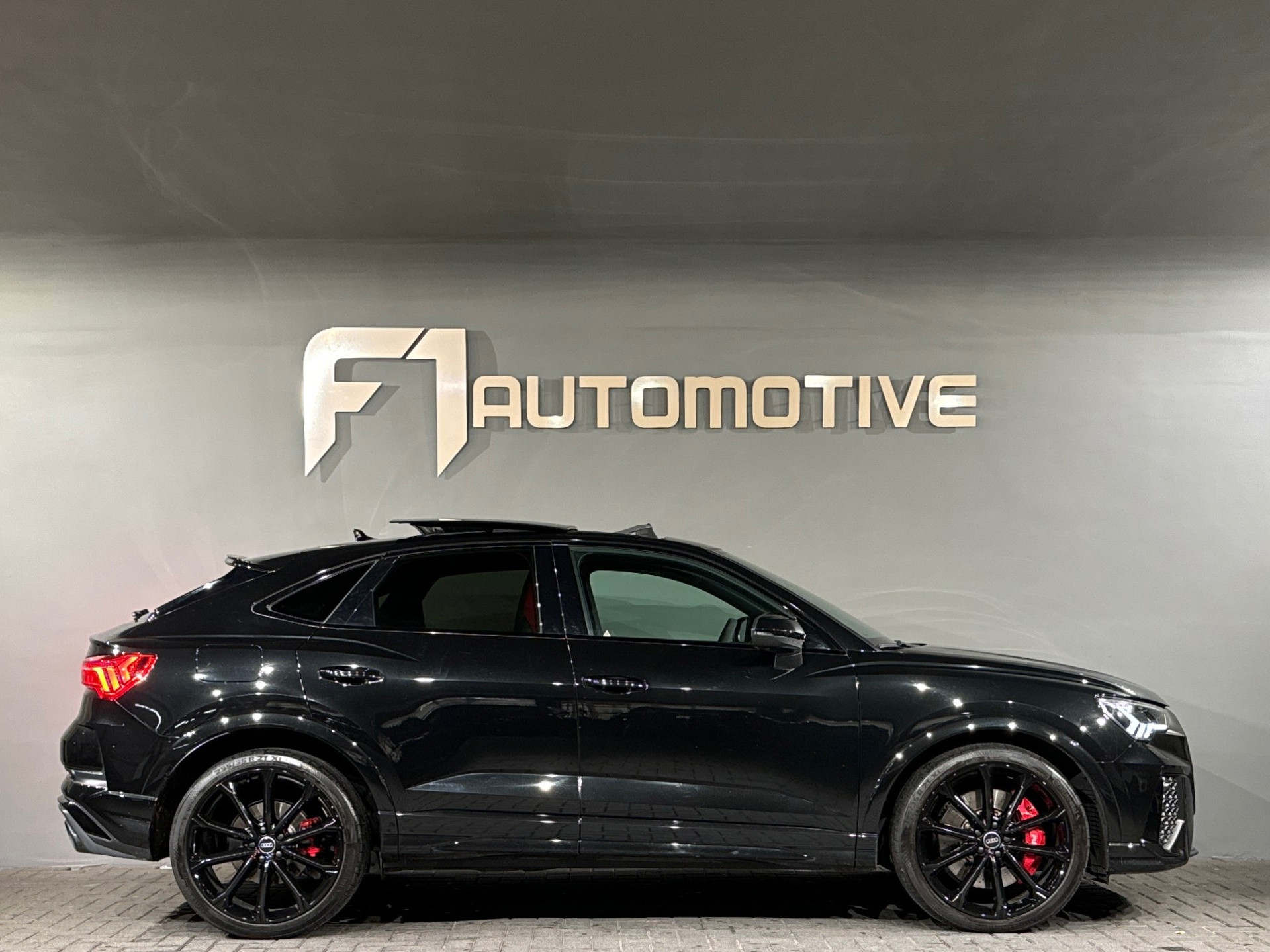 Hoofdafbeelding Audi RSQ3