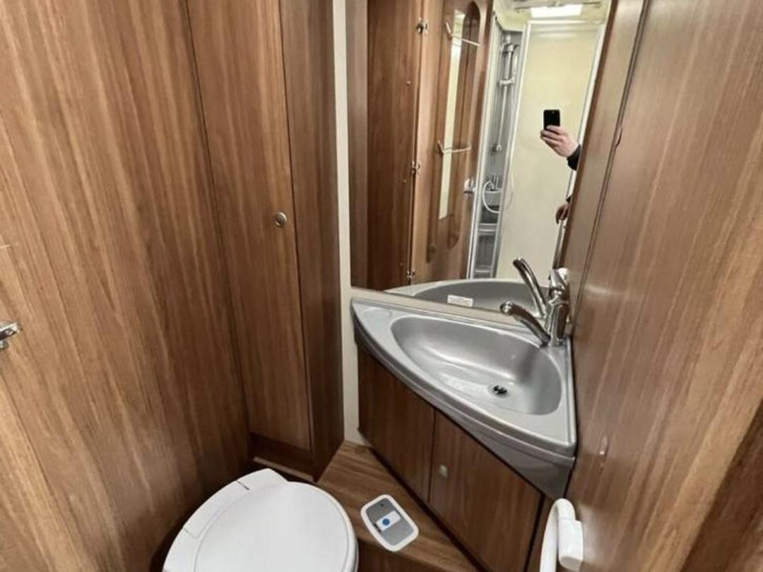 Hoofdafbeelding Carado T 449