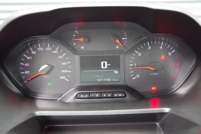 Hoofdafbeelding Peugeot Partner