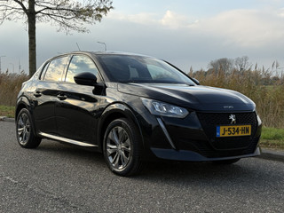 Peugeot e-208 EV Allure 50 kWh |Camera|Clima| Orig.nl|Voorruit verw.|New service