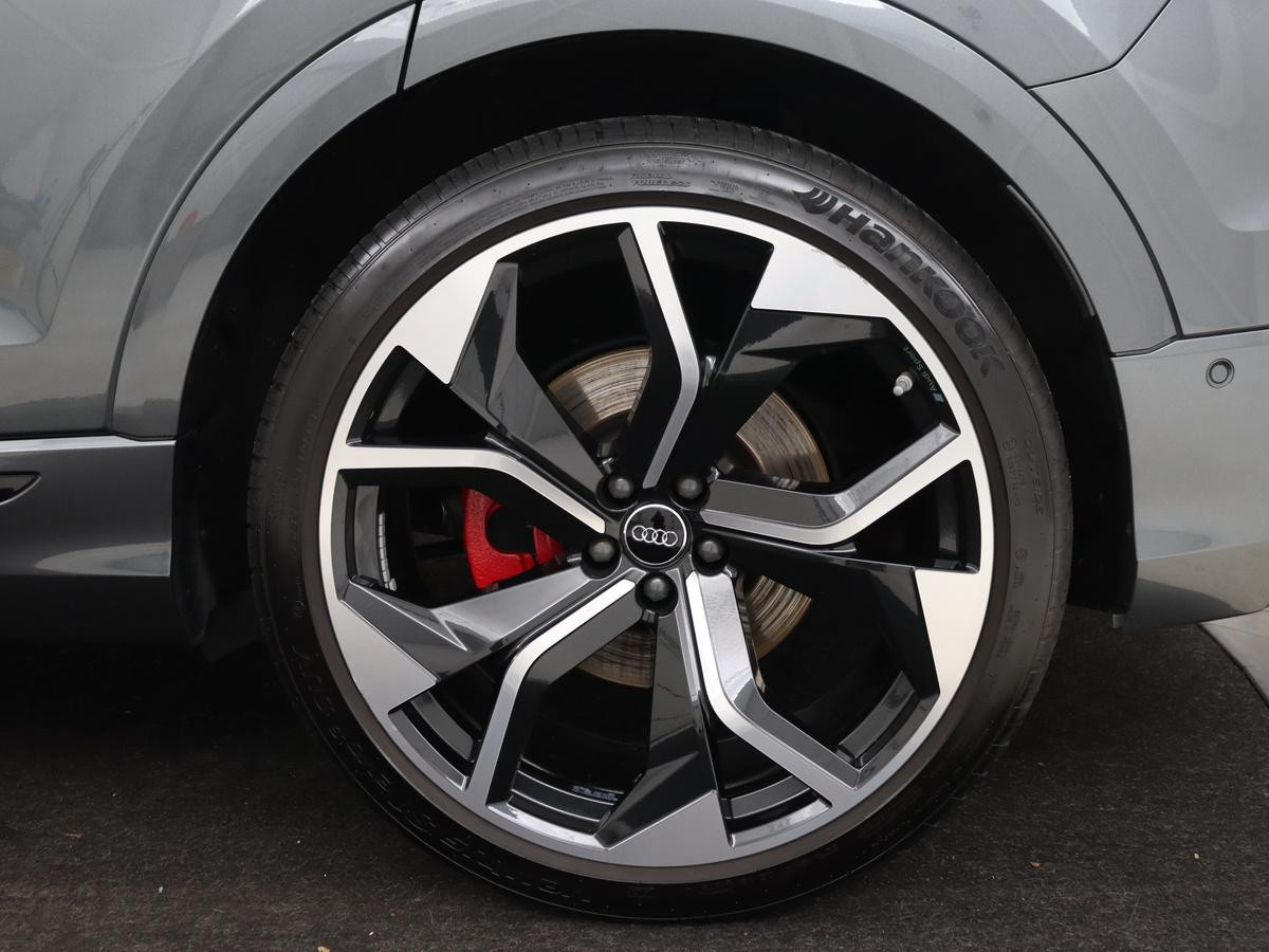 Hoofdafbeelding Audi Q8