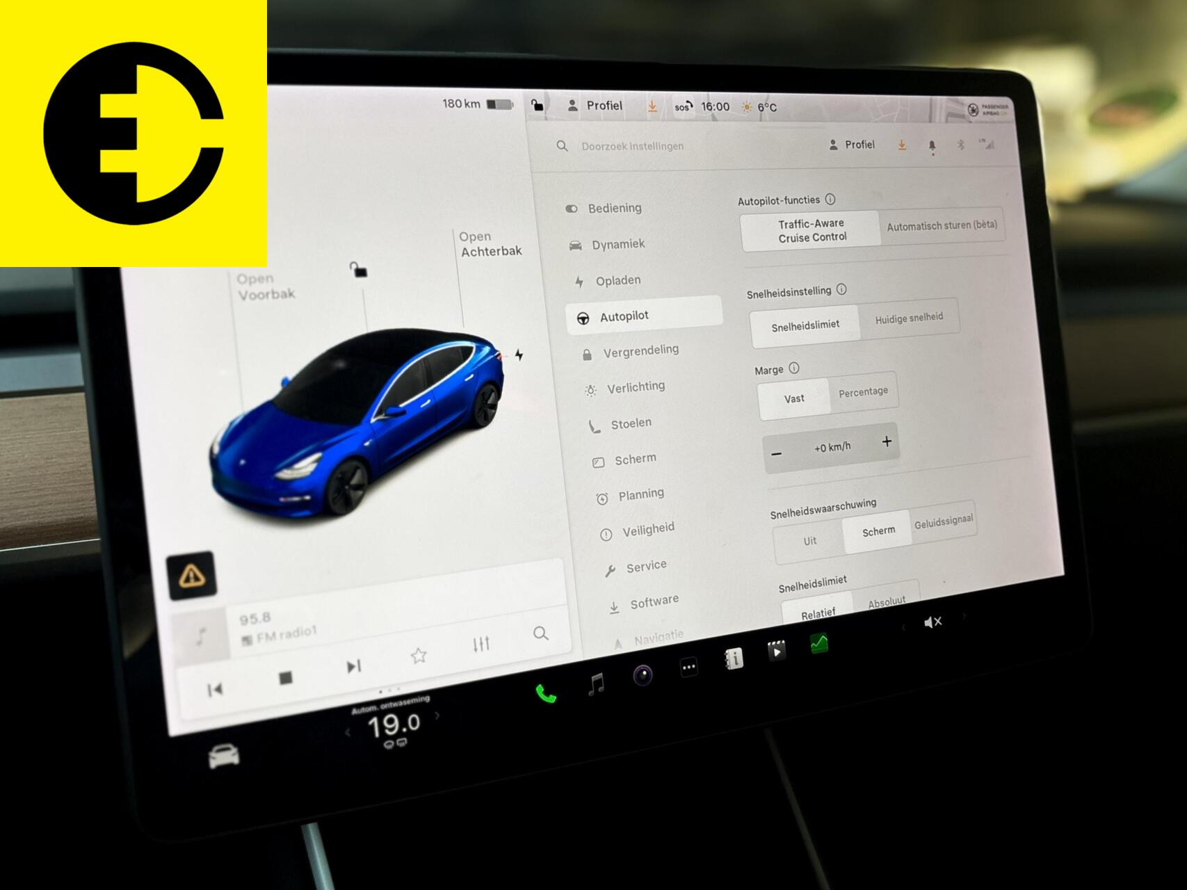 Hoofdafbeelding Tesla Model 3