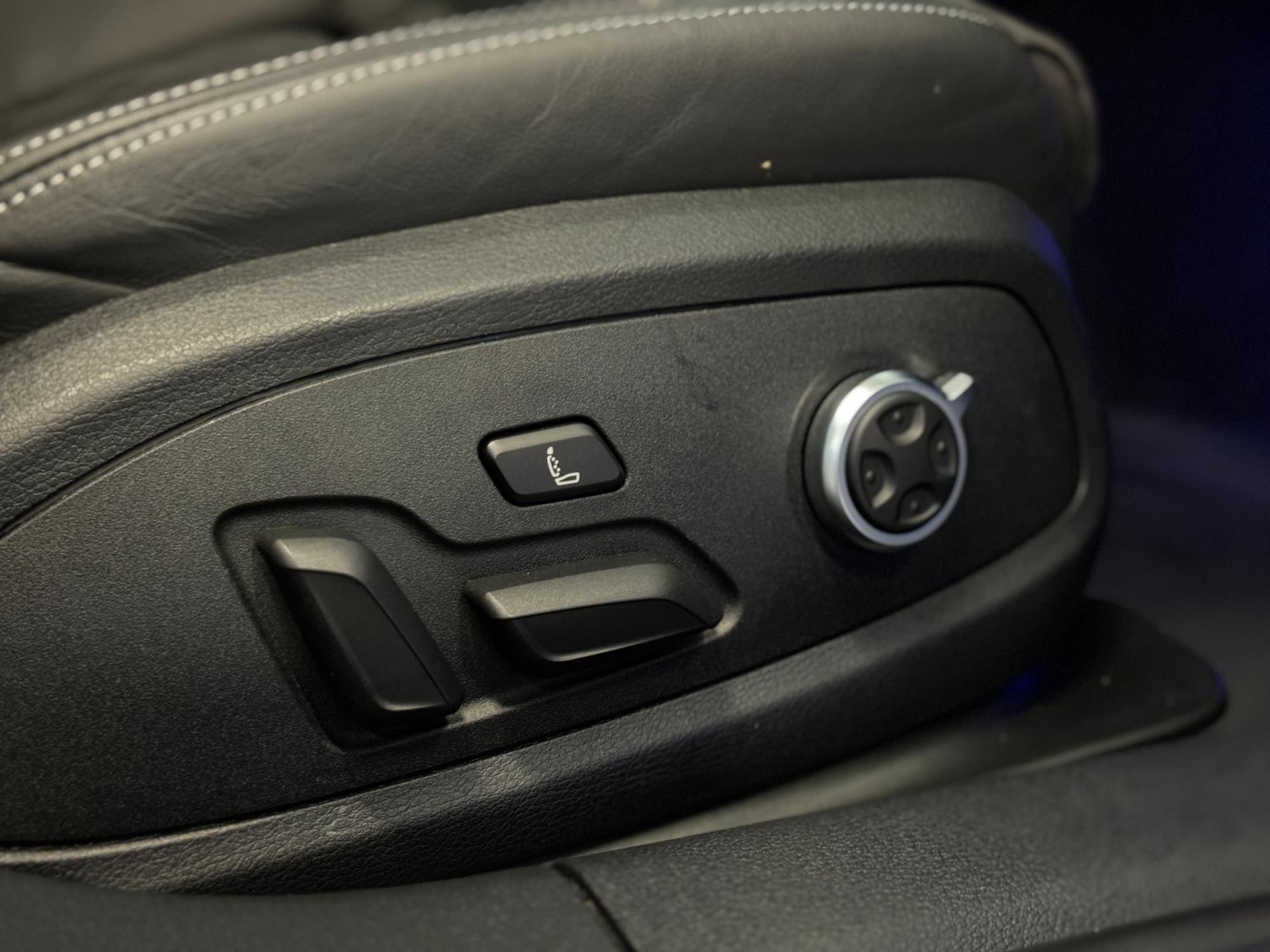 Hoofdafbeelding Audi S4