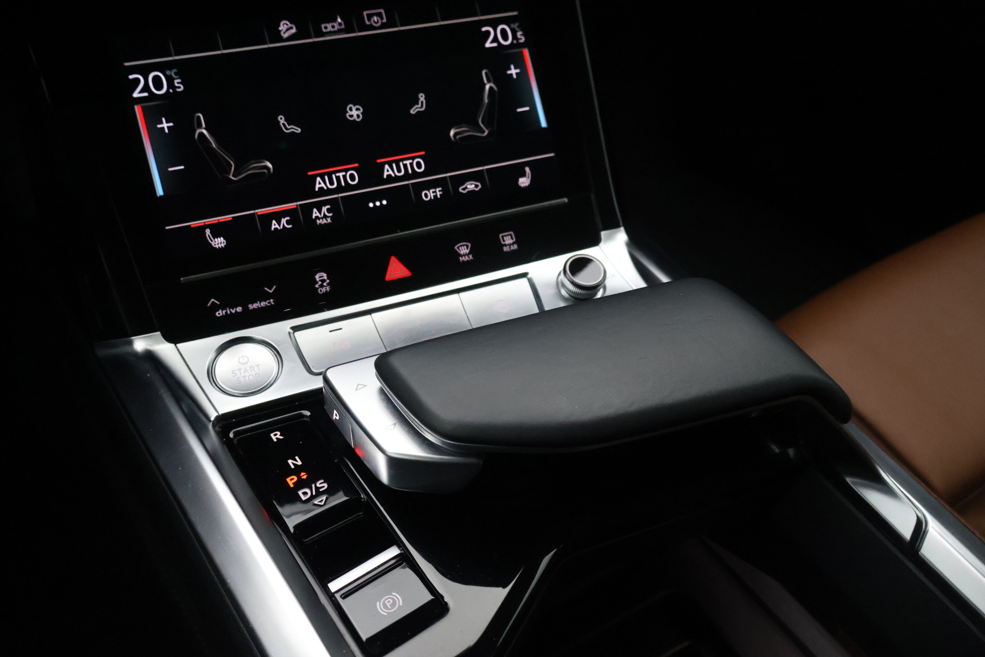 Hoofdafbeelding Audi e-tron