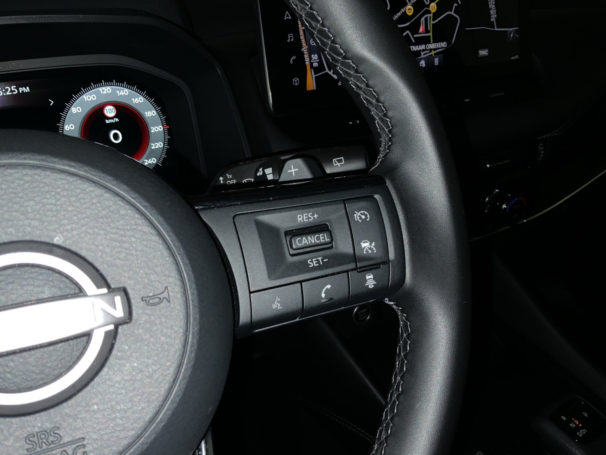 Nissan-QASHQAI-image-21