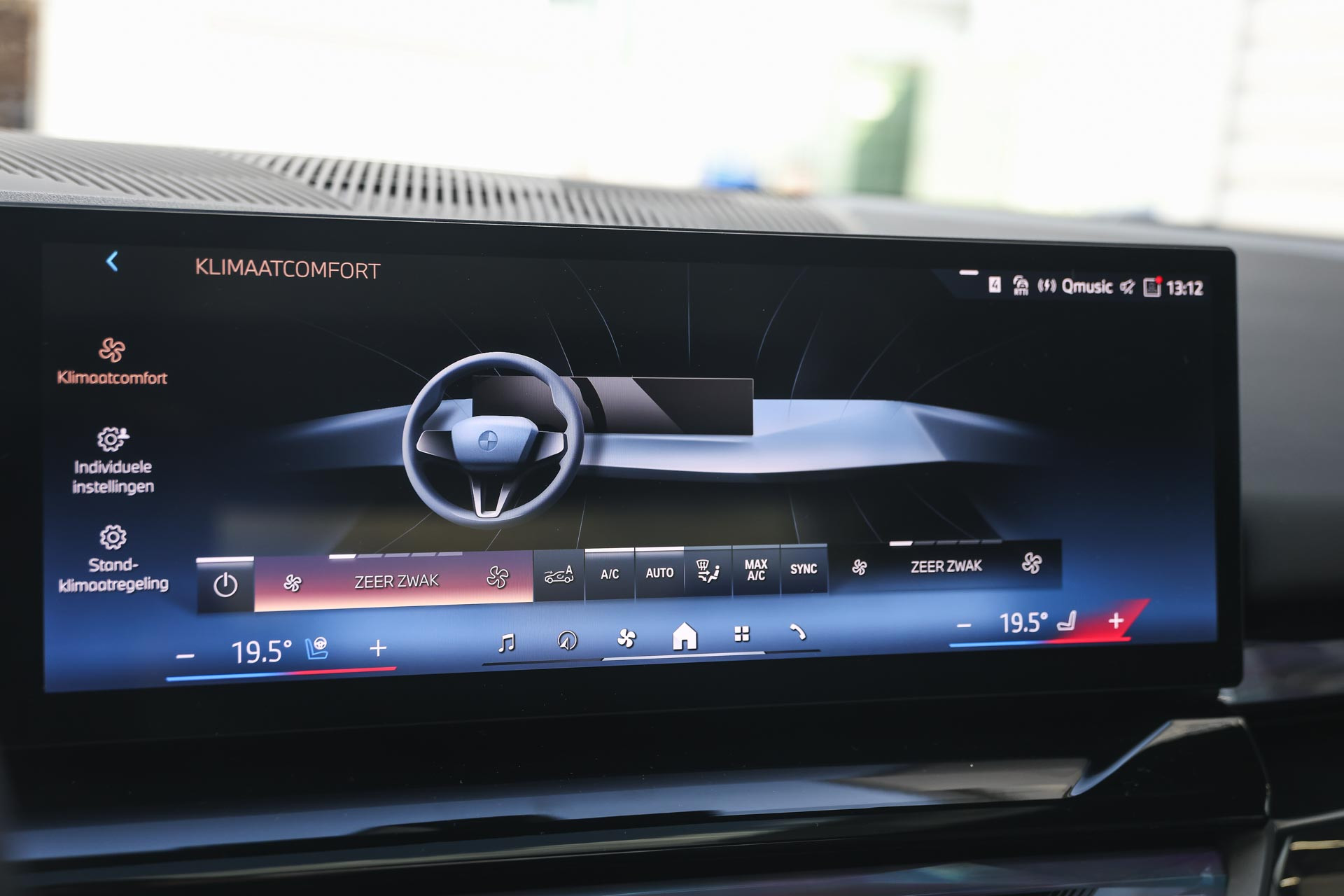 Hoofdafbeelding BMW i5